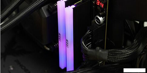 Оперативная память GOODRAM IRDM RGB 2x16ГБ DDR5 6400 МГц IRG-64D5L32S/32GDC
