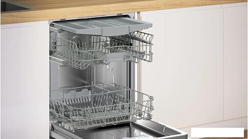 Встраиваемая посудомоечная машина Bosch Serie 2 SMV25EX02E