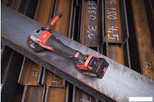 Угловая шлифмашина Milwaukee M18 FHSAGO125VXPDB2-802X 4933493420 (с 2-мя АКБ, кейс)