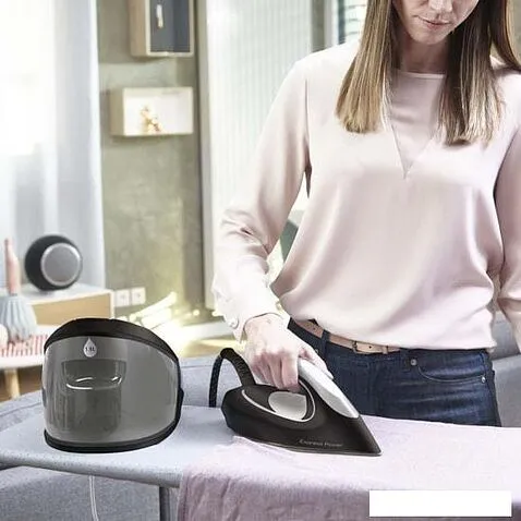 Утюг Tefal SV8062E0