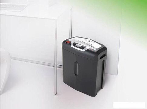 Шредер HSM Shredstar X8 (4x35)