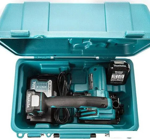 Дисковая пила Makita HS301DWAE (с 2-мя АКБ)