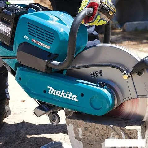 Электрорез Makita CE001GZ (без АКБ)