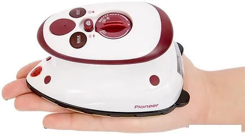 Утюг Pioneer SI1001