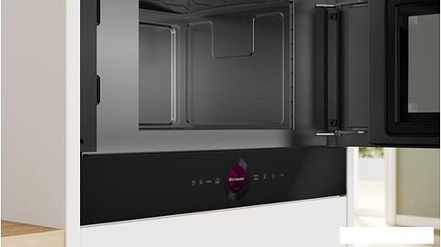 Микроволновая печь Bosch Serie 8 BFR7221B1