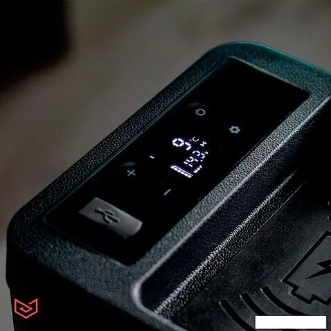 Компрессорный автохолодильник Meyvel AF-BB8