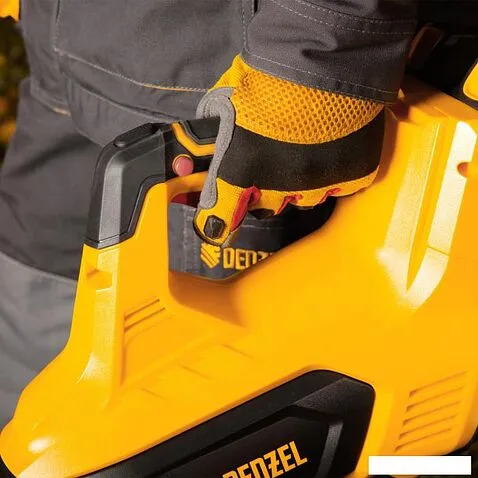 Ручная воздуходувка Denzel RB180-36 59610 (с 2-мя АКБ)