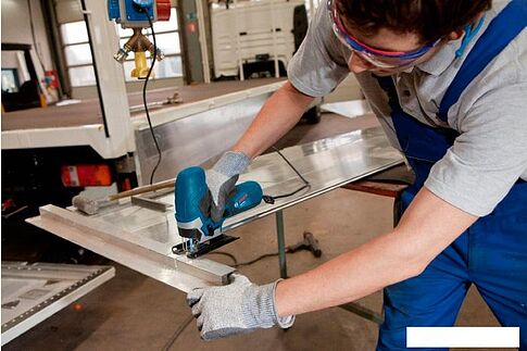 Электролобзик Bosch GST 90 E Professional (060158G000)