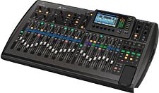 Микшерный пульт Behringer X32