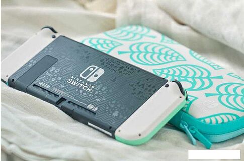 Чехол для приставки Nintendo Animal Crossing: New Horizons (для Nintendo Switch)