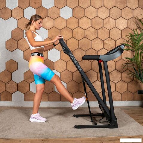 Электрическая беговая дорожка Carbon Fitness T306 New