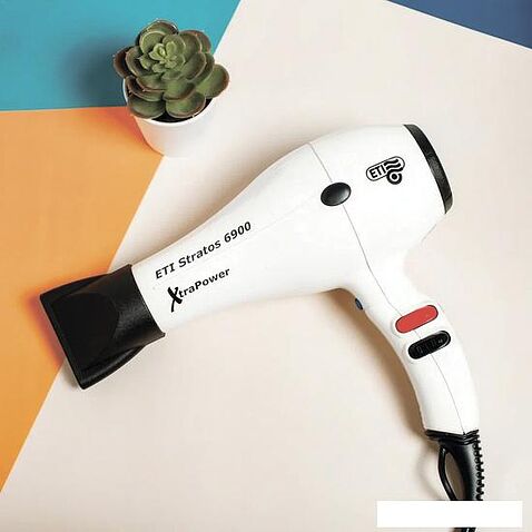 Фен ETI Stratos 6900 Xtrapower (белый)