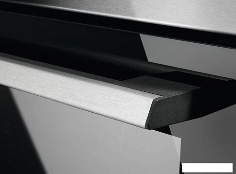 Электрический духовой шкаф Electrolux EOF3C50TX