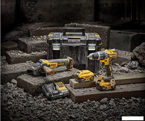DeWalt DCK2080P2T (шуруповерт, болгарка, 2 АКБ, кейс)