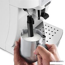 Кофемашина DeLonghi Magnifica Start ECAM 220.21 WW