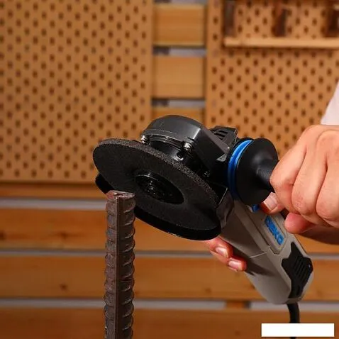 Угловая шлифмашина Deko AG1500DK PRO 083-1026