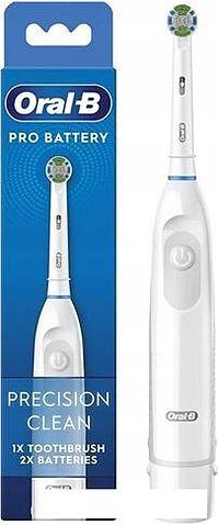 Электрическая зубная щетка Oral-B Pro Battery Precision Clean DB5.010.1 (белый)