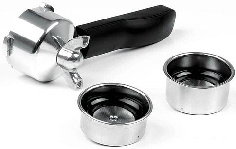 Рожковая помповая кофеварка ROMMELSBACHER EKS 2010