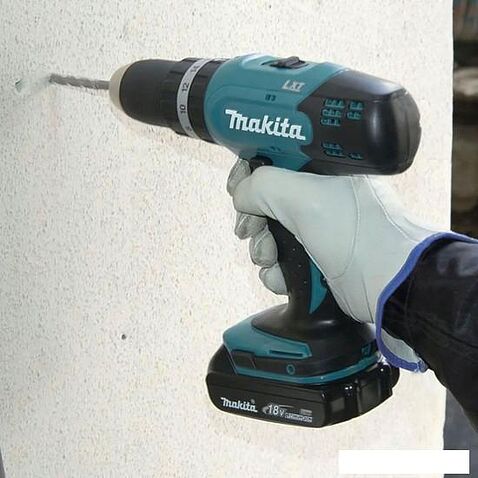 Ударная дрель-шуруповерт Makita DHP453RAJ (с 2-мя АКБ 2 Ач, кейс)