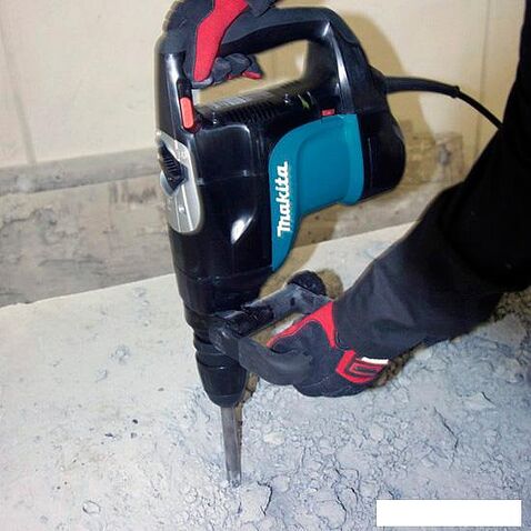 Перфоратор Makita HR4501C