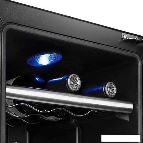 Винный шкаф Kitfort KT-2402