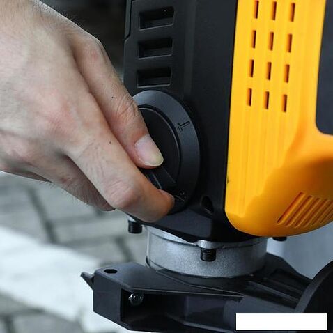 Перфоратор Deko DKH1900 (кейс)