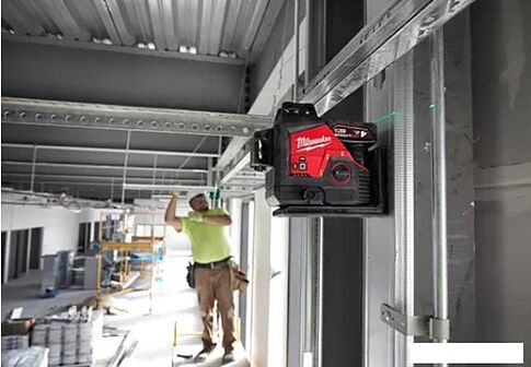 Лазерный нивелир Milwaukee M12 3PL-0C 4933478103