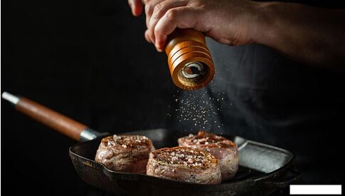 Варочная панель Hotpoint HB 1560B2 BA