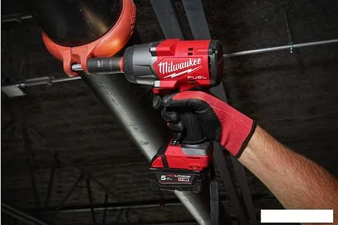 Гайковерт Milwaukee M18 FUEL M18FHIW2F12-0 4933498056 (без АКБ)
