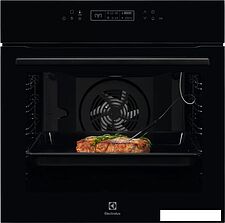 Электрический духовой шкаф Electrolux SenseCook 700 COE7P31B Электрический духовой шкаф Electrolux SenseCook 700 COE7P31B