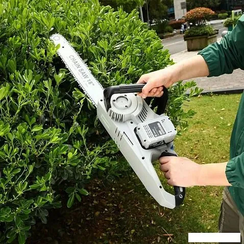 Аккумуляторная пила Deko DKCHS 40V Pro 080-2000 (с 2-мя АКБ)