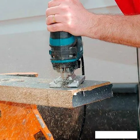 Электролобзик Makita 4350 FCT