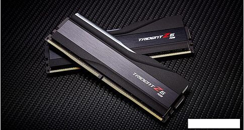 Оперативная память G.Skill Trident Z5 RGB 2x24ГБ DDR5 6000 МГц F5-6000J4048F24GX2-TZ5RK