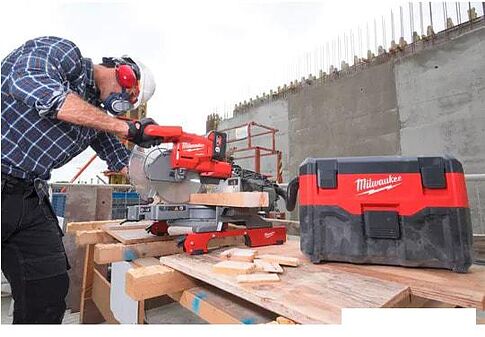Пылесос Milwaukee M18 VC2-0