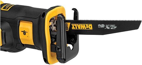 Сабельная пила DeWalt DCS369P2 (с 2-мя АКБ, кейс)