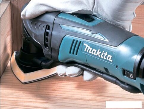 Мультифункциональная шлифмашина Makita DTM50RFE
