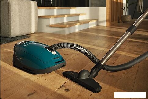 Пылесос Miele Complete C3 Parquet Flex SGSF5 (бирюзовый)