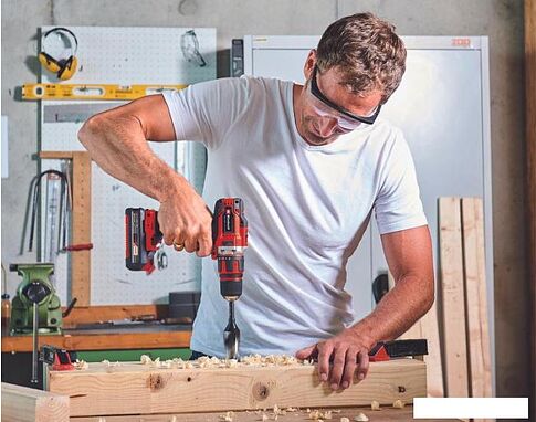 Einhell TE-TK 18/2 Li Kit CD+AG 4257240 (шуруповерт, УШМ, 1 АКБ, сумка, набор оснастки)