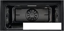 Электрический духовой шкаф Electrolux CombiQuick KVLBE08X