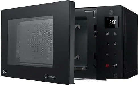 Микроволновая печь LG MW23W35GIB