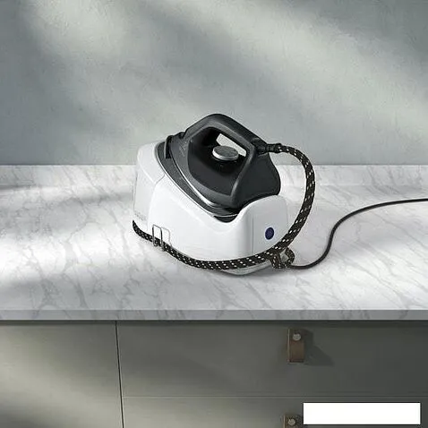 Утюг Electrolux E6ST1-8EG