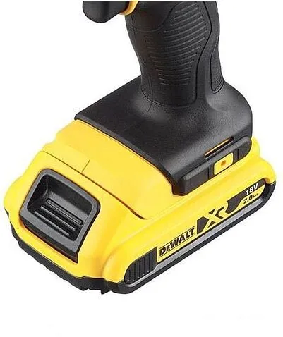 Дрель-шуруповерт DeWalt DCD771D2 (с 2-мя АКБ 2 Ah)