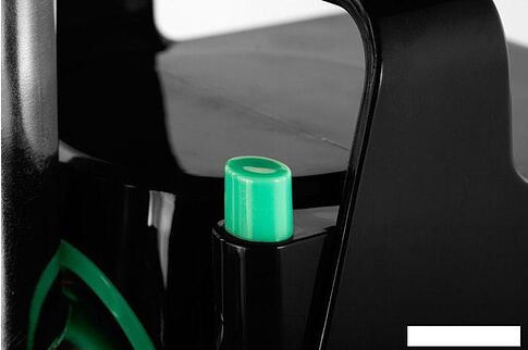 Мясорубка StarWind SMG4480