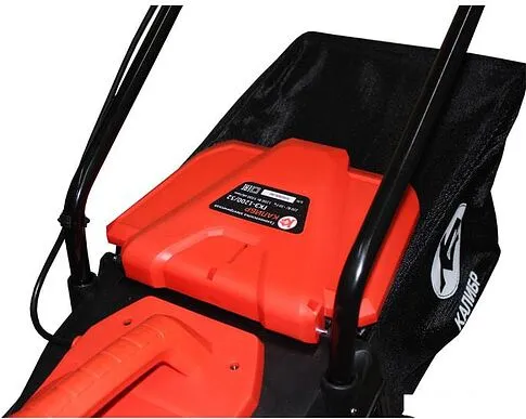 Барабанная газонокосилка Калибр ГКЭ-1200/32