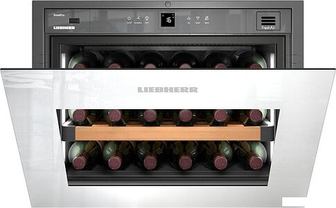 Винный шкаф Liebherr WKEgw 582