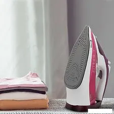 Утюг Vitek VT-8354