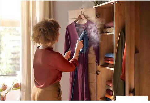 Утюг Philips PSG7130/20