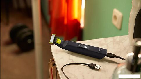 Универсальный триммер Philips OneBlade Pro 360 Face + Body QP6542/15