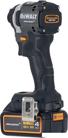 Винтоверт DeWalt DCF85MM2T (с 2-мя АКБ, кейс)