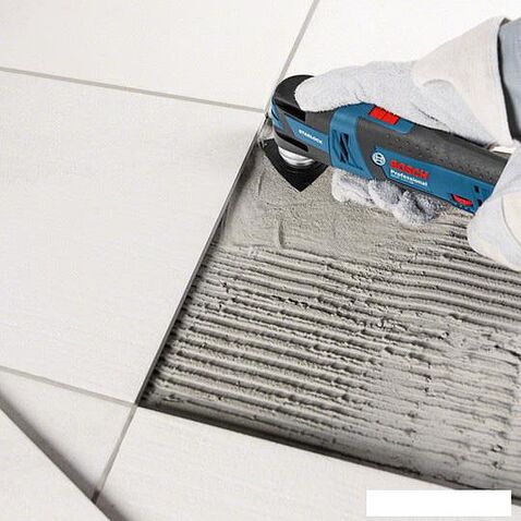 Мультифункциональная шлифмашина Bosch GOP 12V-28 Professional [06018B5001]